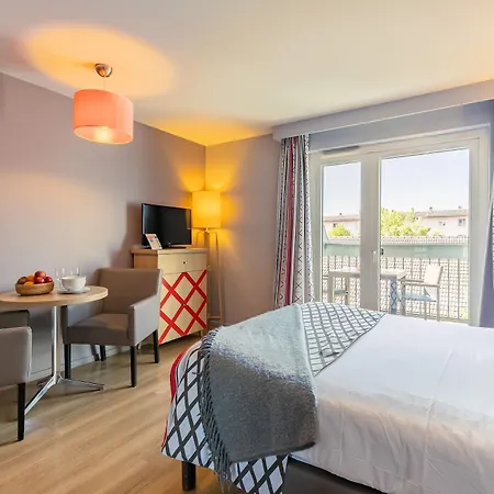 Pierre & La Petite Venise Hotel apartamentowy