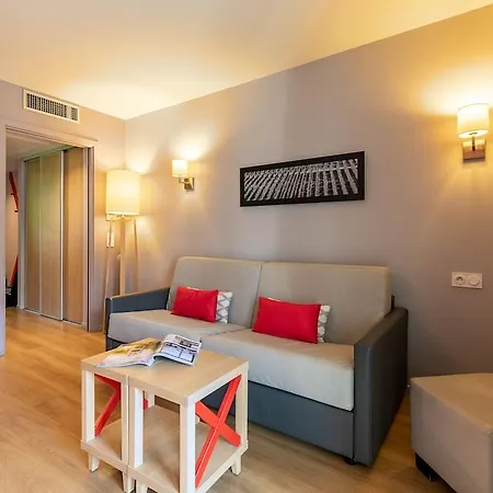 Hotel apartamentowy Pierre & La Petite Venise