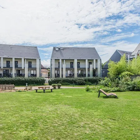 Pierre & La Petite Venise