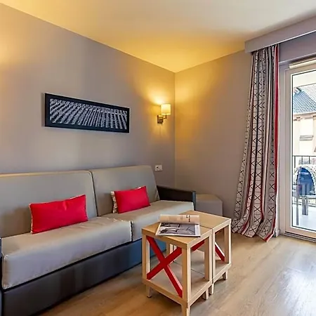 Aparthotel Résidence Pierre&vacances La Petite Venise 3*