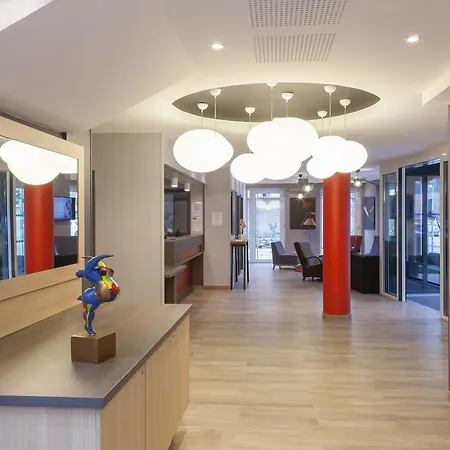 アパートホテル Pierre & La Petite Venise 3*