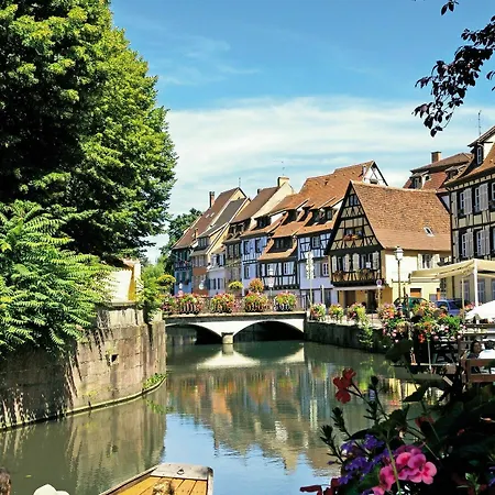 Pierre & La Petite Venise アパートホテル