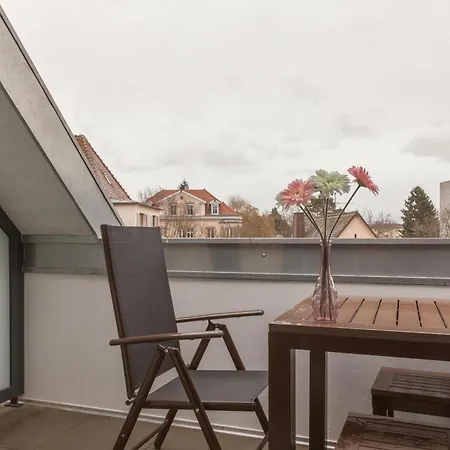 Pierre & La Petite Venise アパートホテル 3*