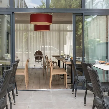Hotel apartamentowy Pierre & La Petite Venise 3*