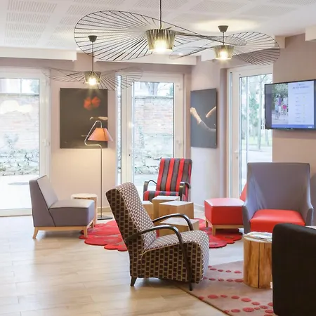 Pierre & La Petite Venise アパートホテル