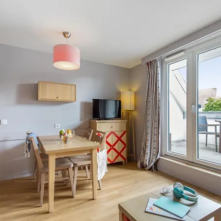 Pierre & La Petite Venise アパートホテル