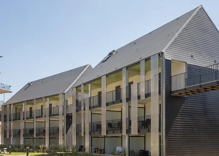 Pierre & La Petite Venise Aparthotel