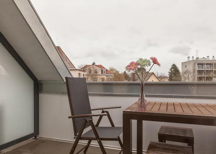 Pierre & La Petite Venise Aparthotel 3*